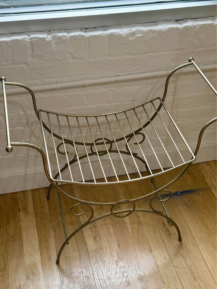 Vintage Hollywood Regency Style Brass Metal Wire Vanity Stool