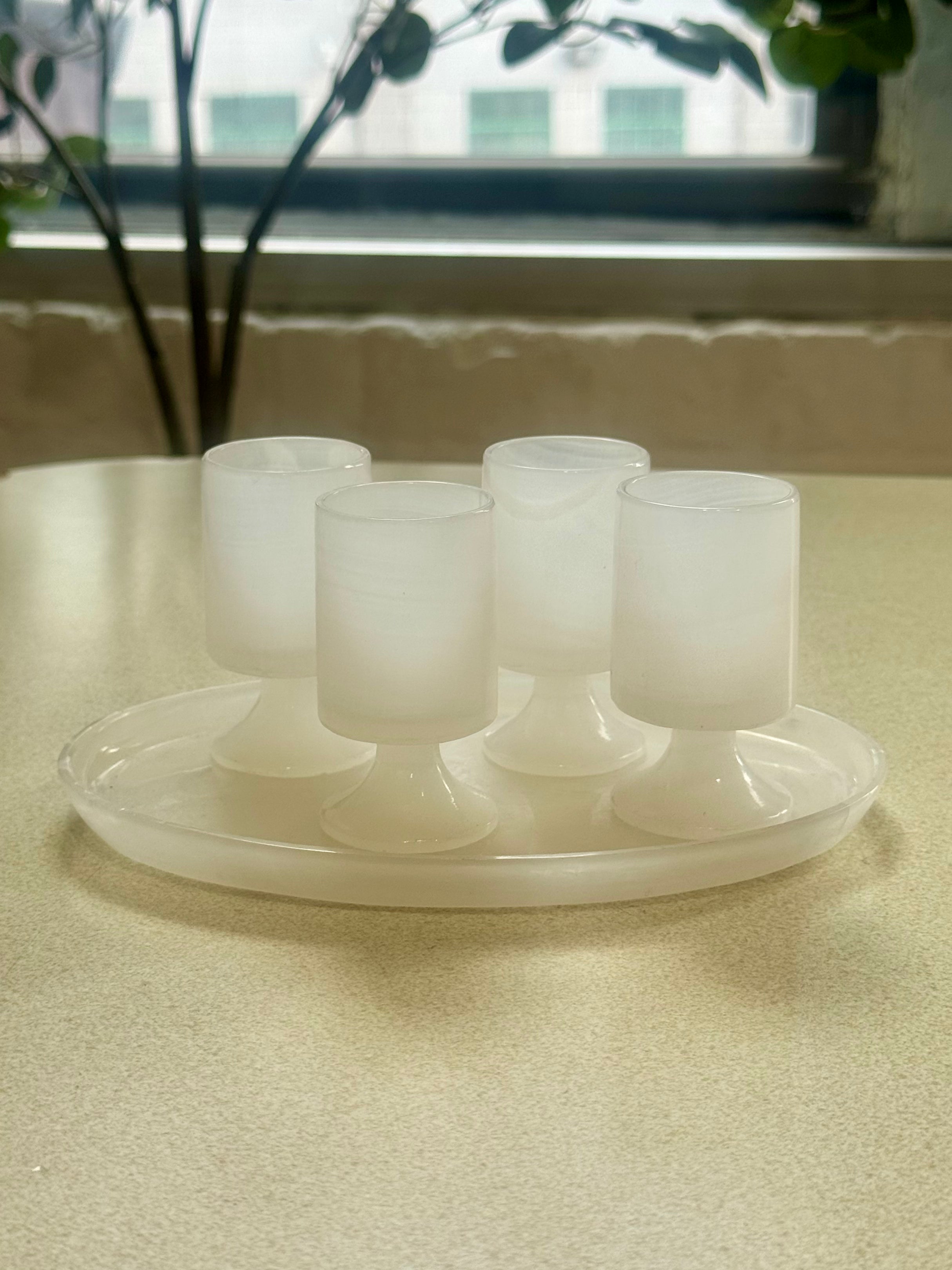 Vintage Cream Onyx Cordial Glass Set