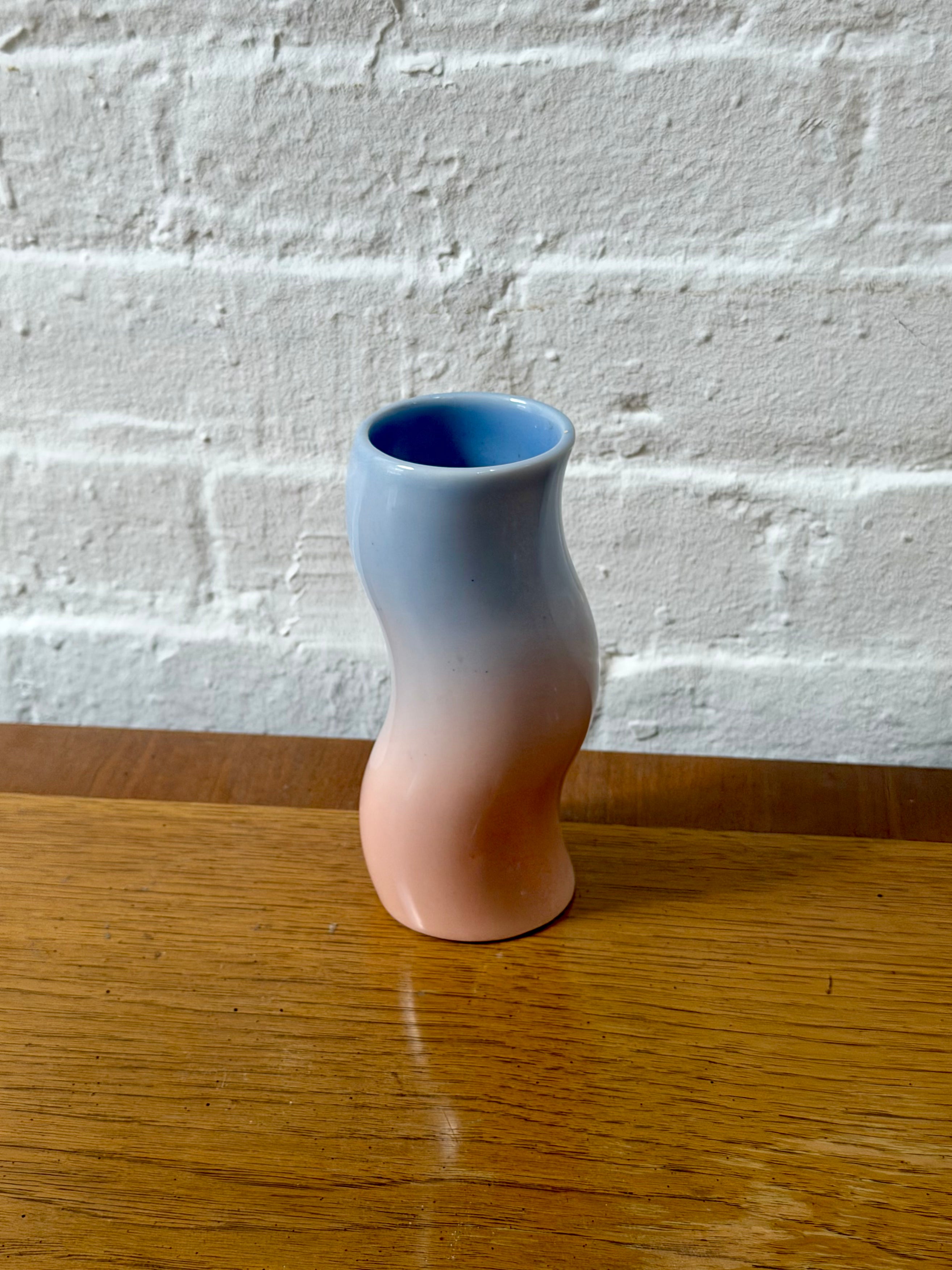 CKTC Ceramics Ombre Wave Vase