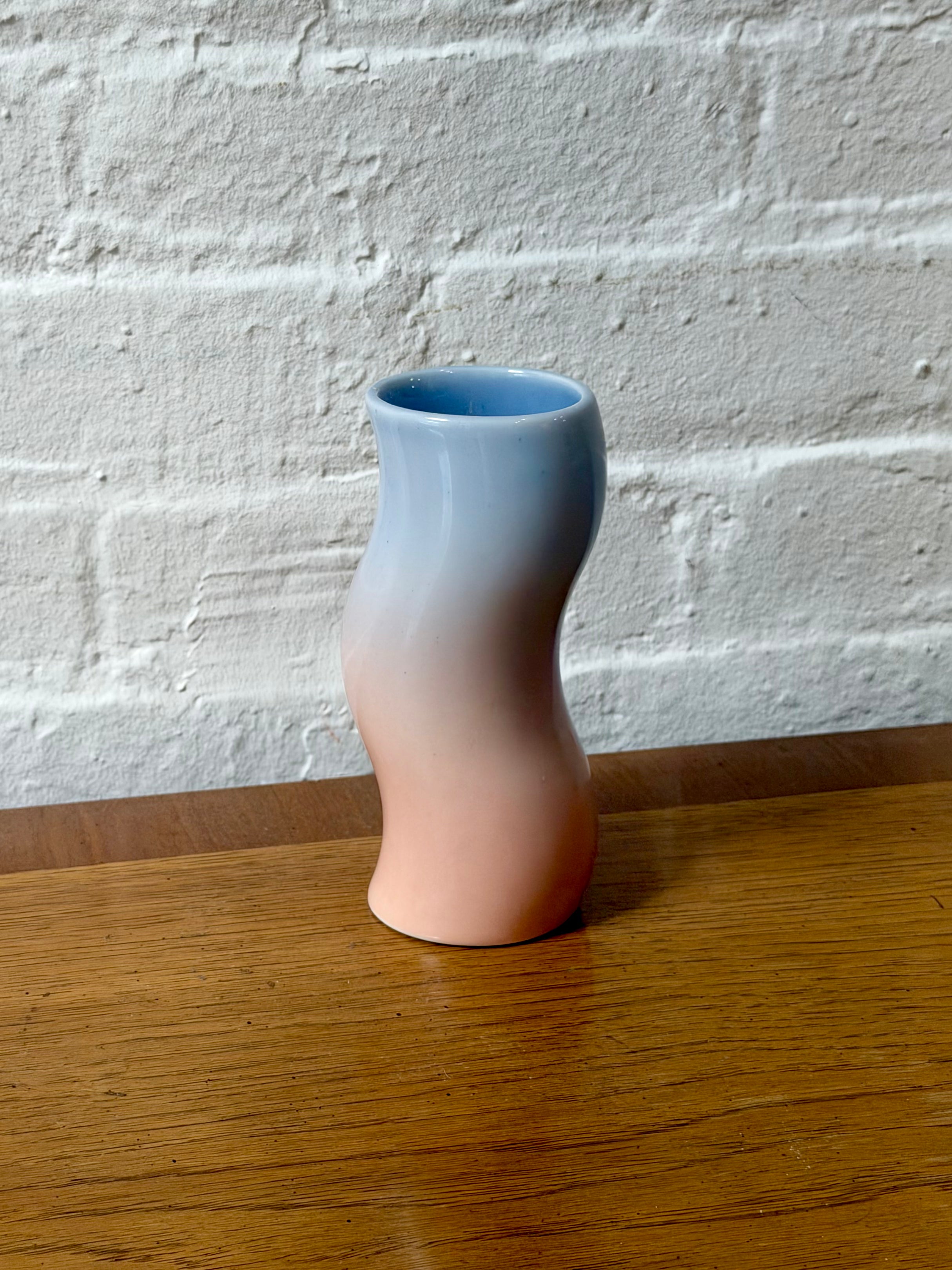CKTC Ceramics Ombre Wave Vase