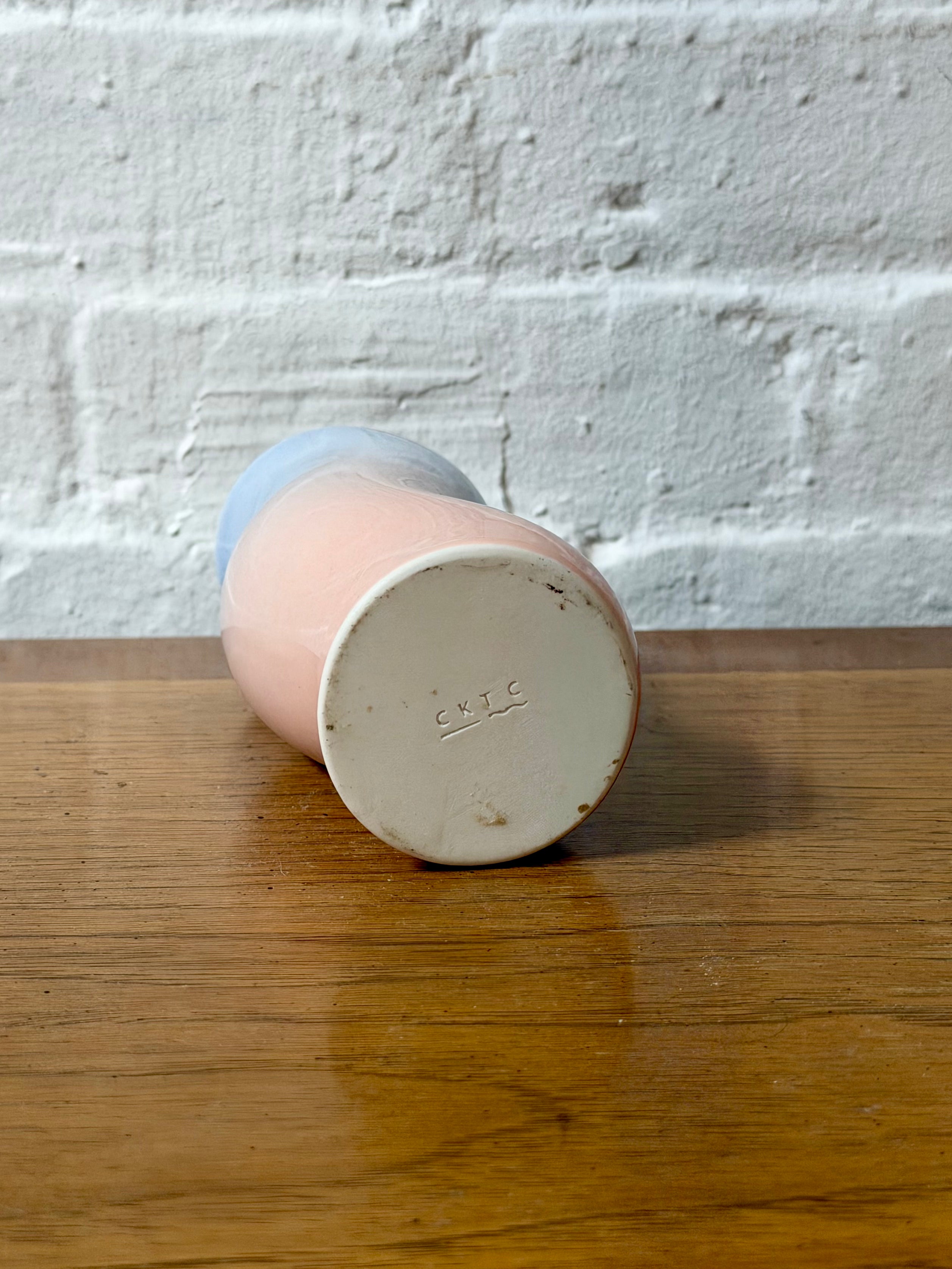 CKTC Ceramics Ombre Wave Vase