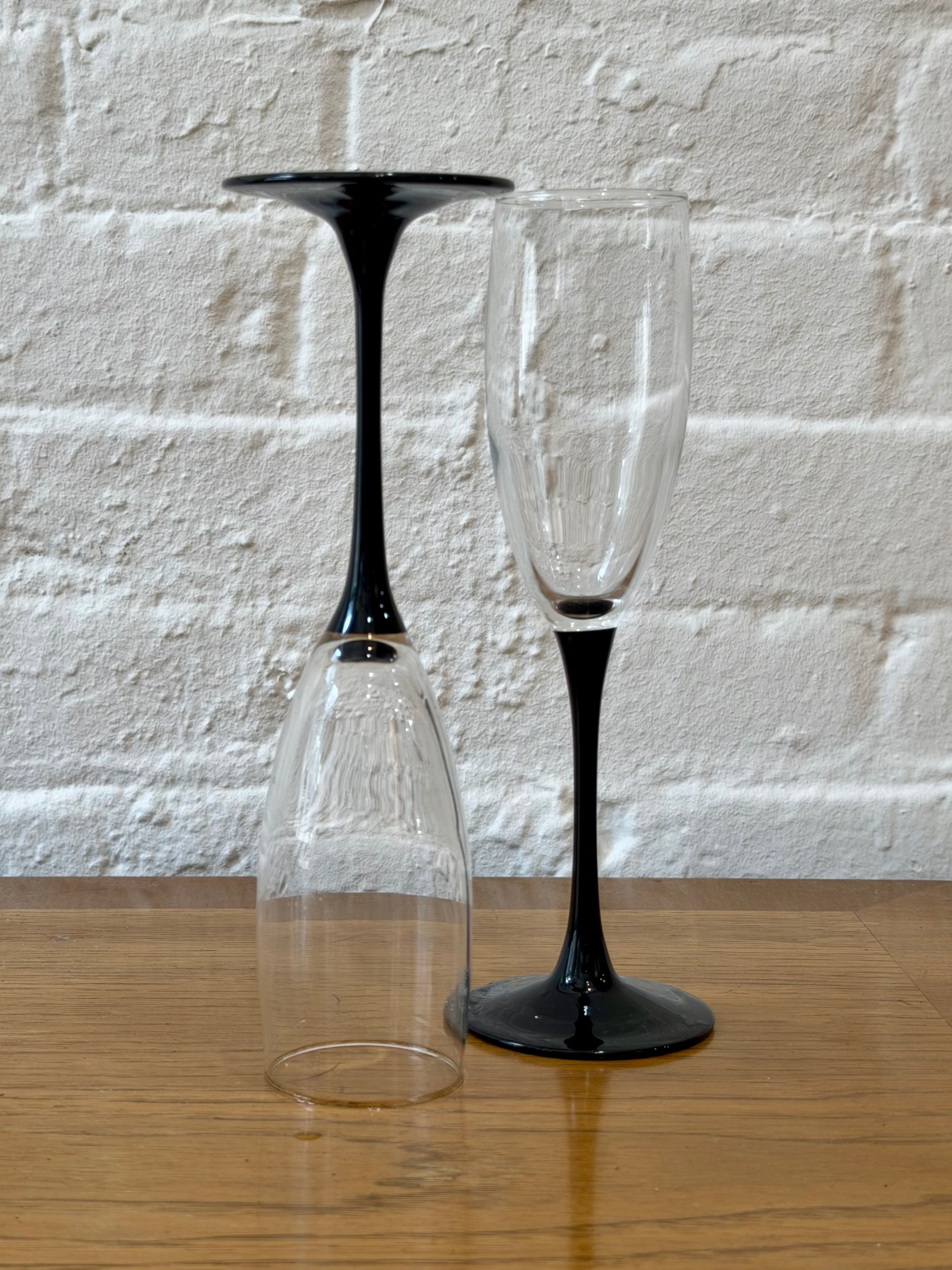Luminarc Domino Black Stemmed Champagne Flutes