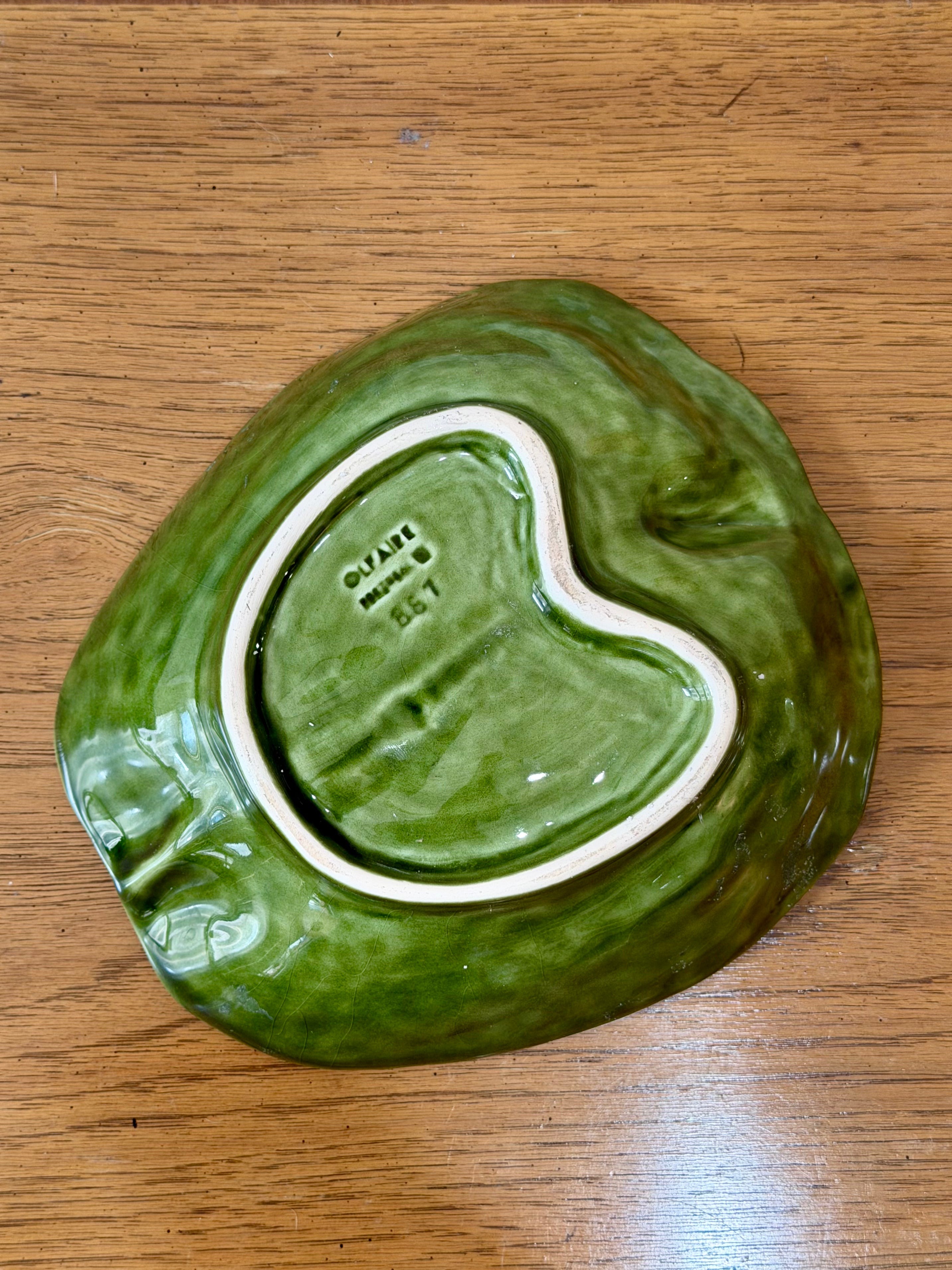 Olfaire Majolica Green Bell Pepper Ceramic Dish