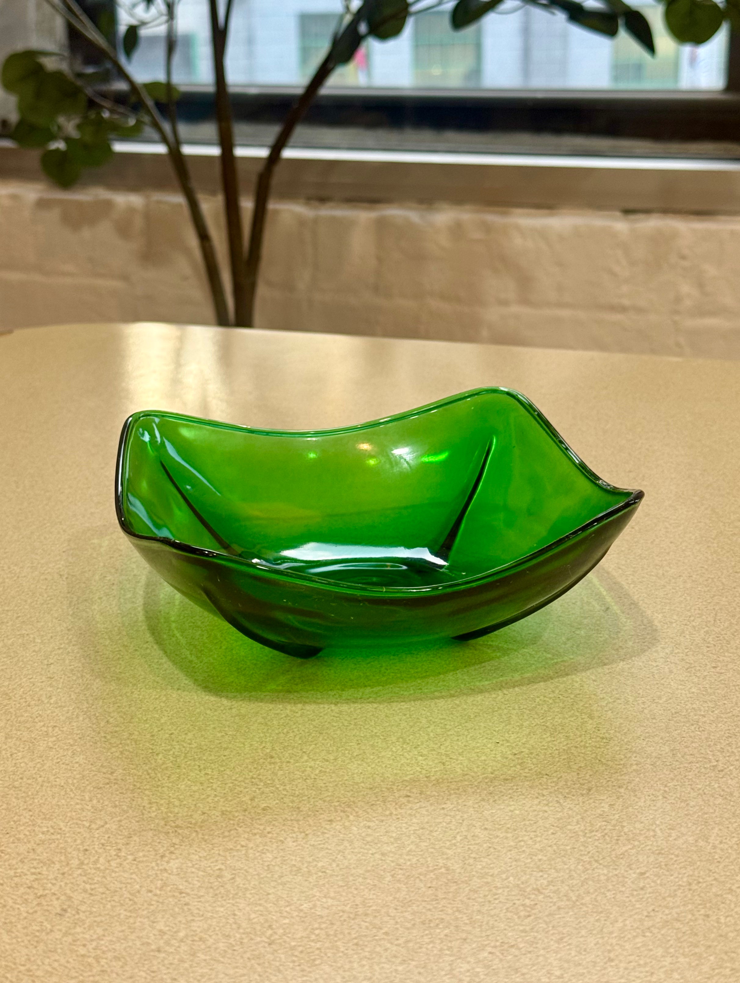 Anchor Hocking Forest Green Glass Bowl