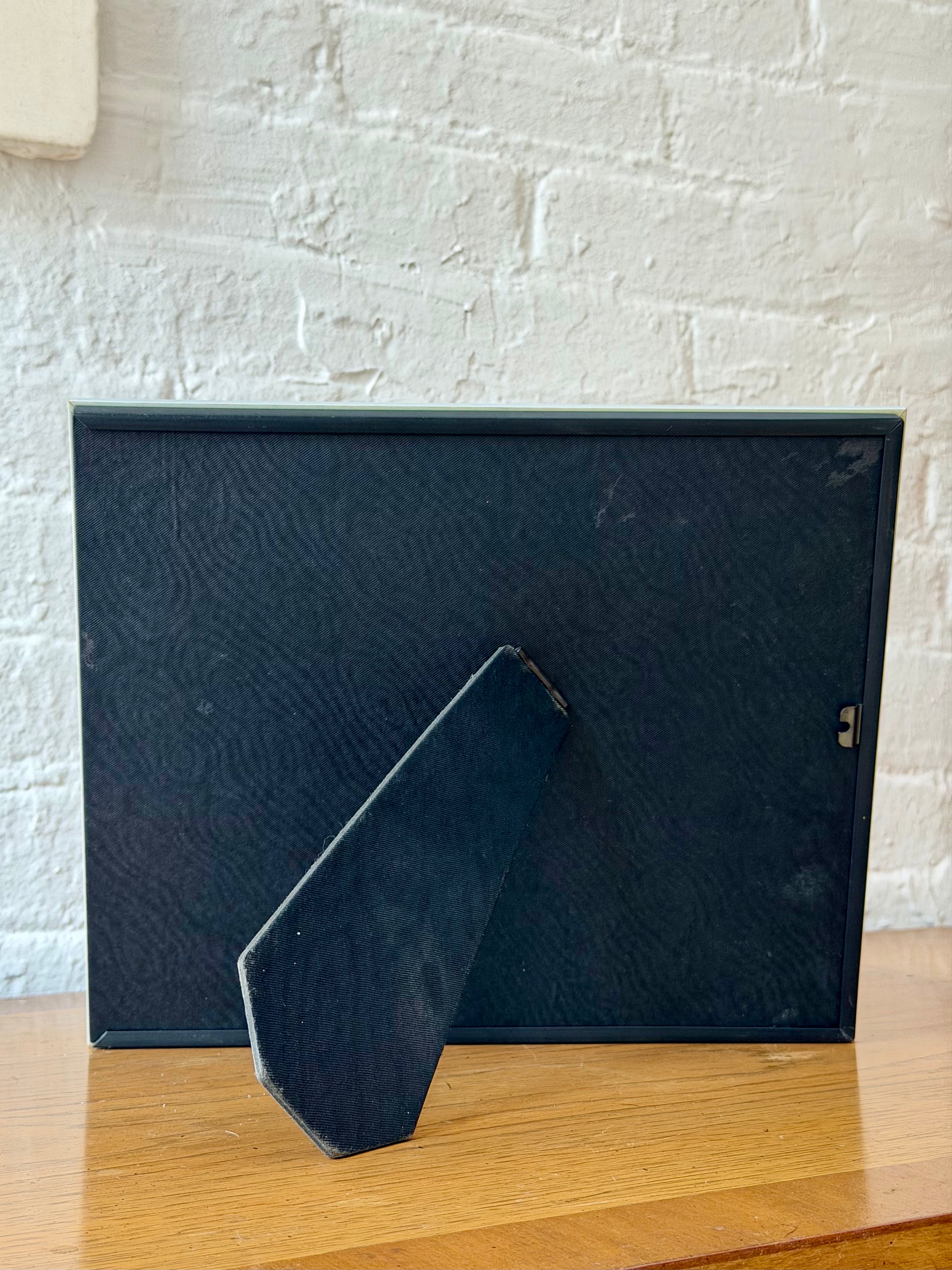 Silver Stepped Border Picture Frame