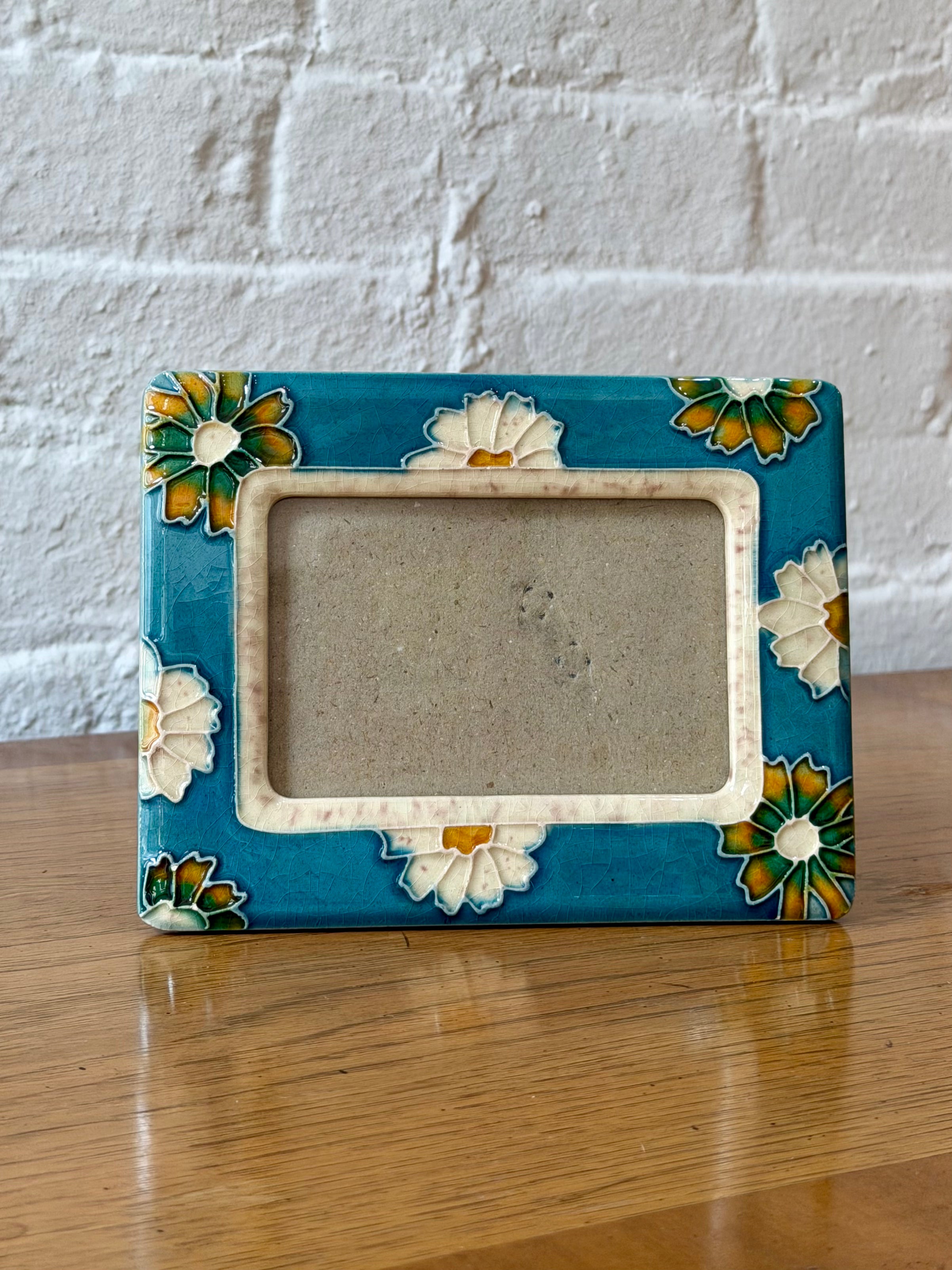 Ceramic Floral Detail Picture Frame