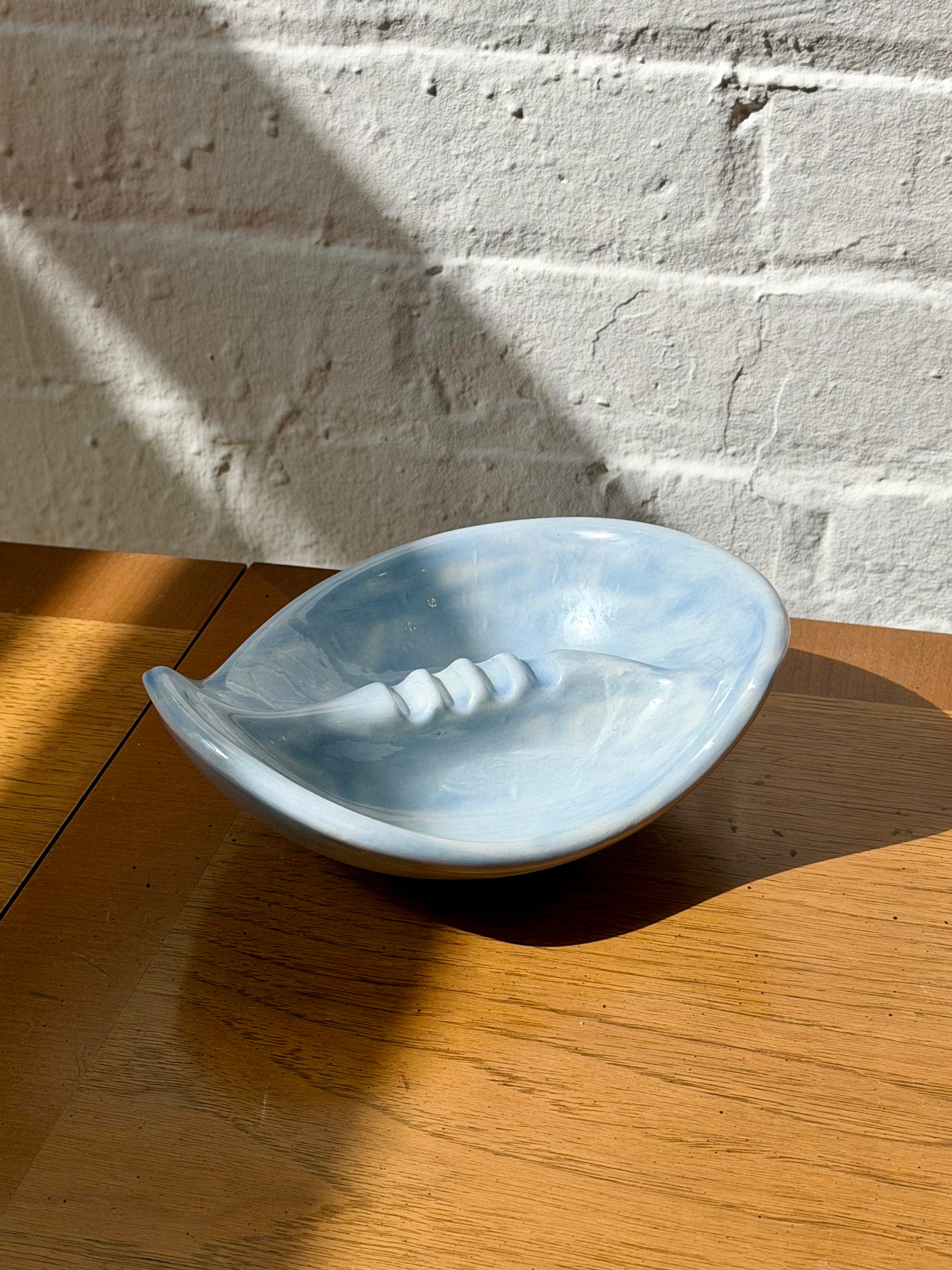 Ceramic Asymmetrical Glossy Glazed Ashtray