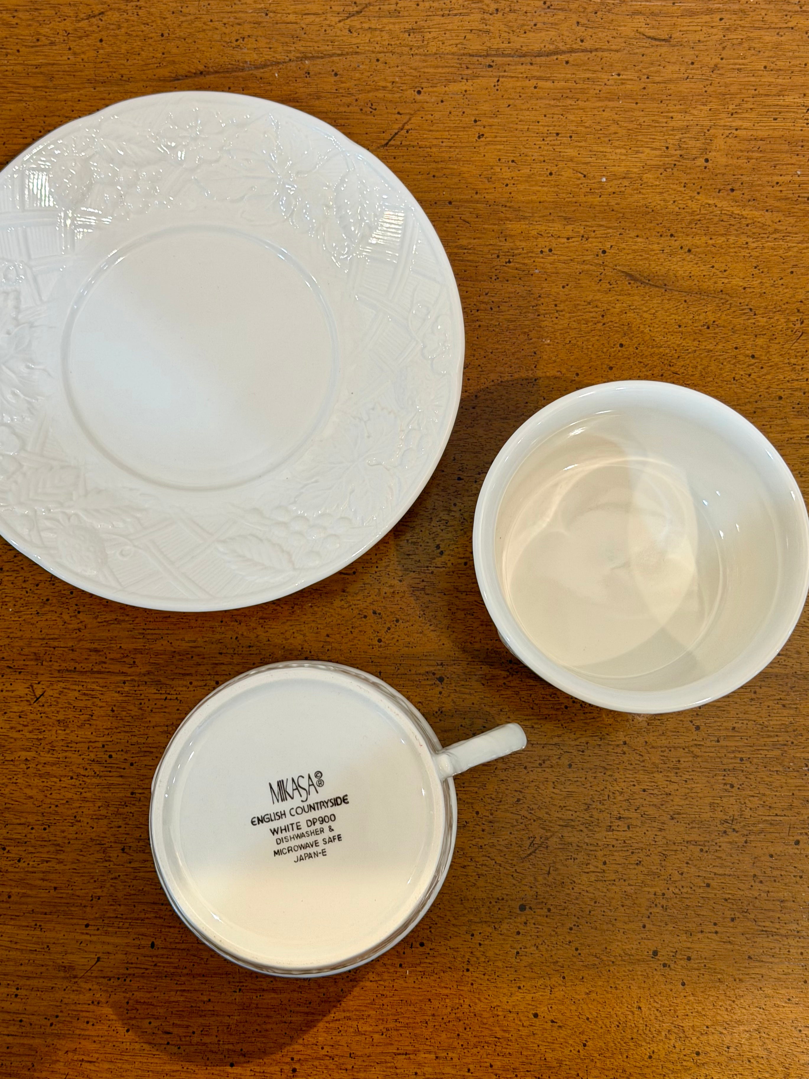 English Countryside Teacup and Saucer Set