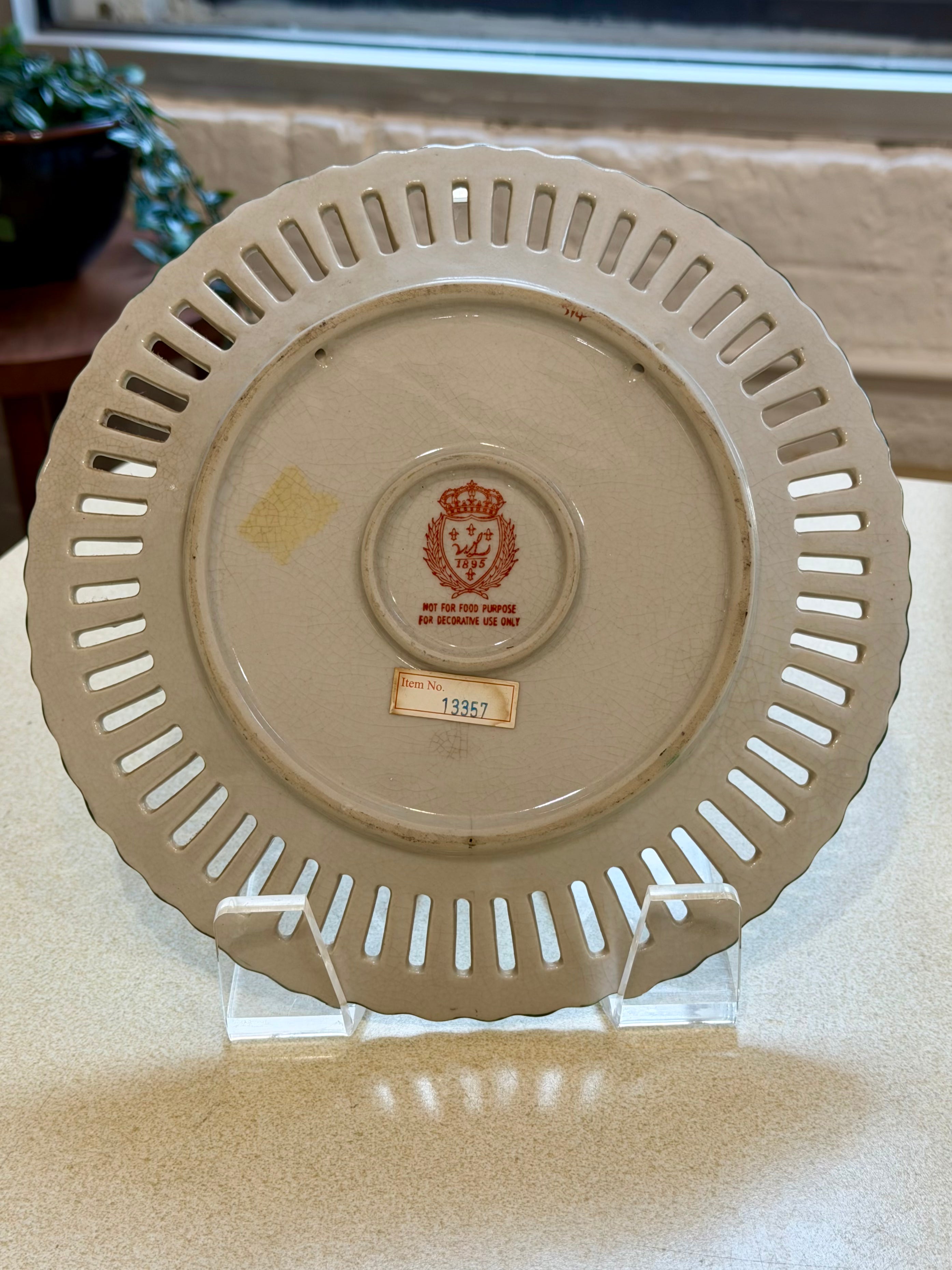 Hand Painted Porcelain Decorative Wall Hanging Plate
