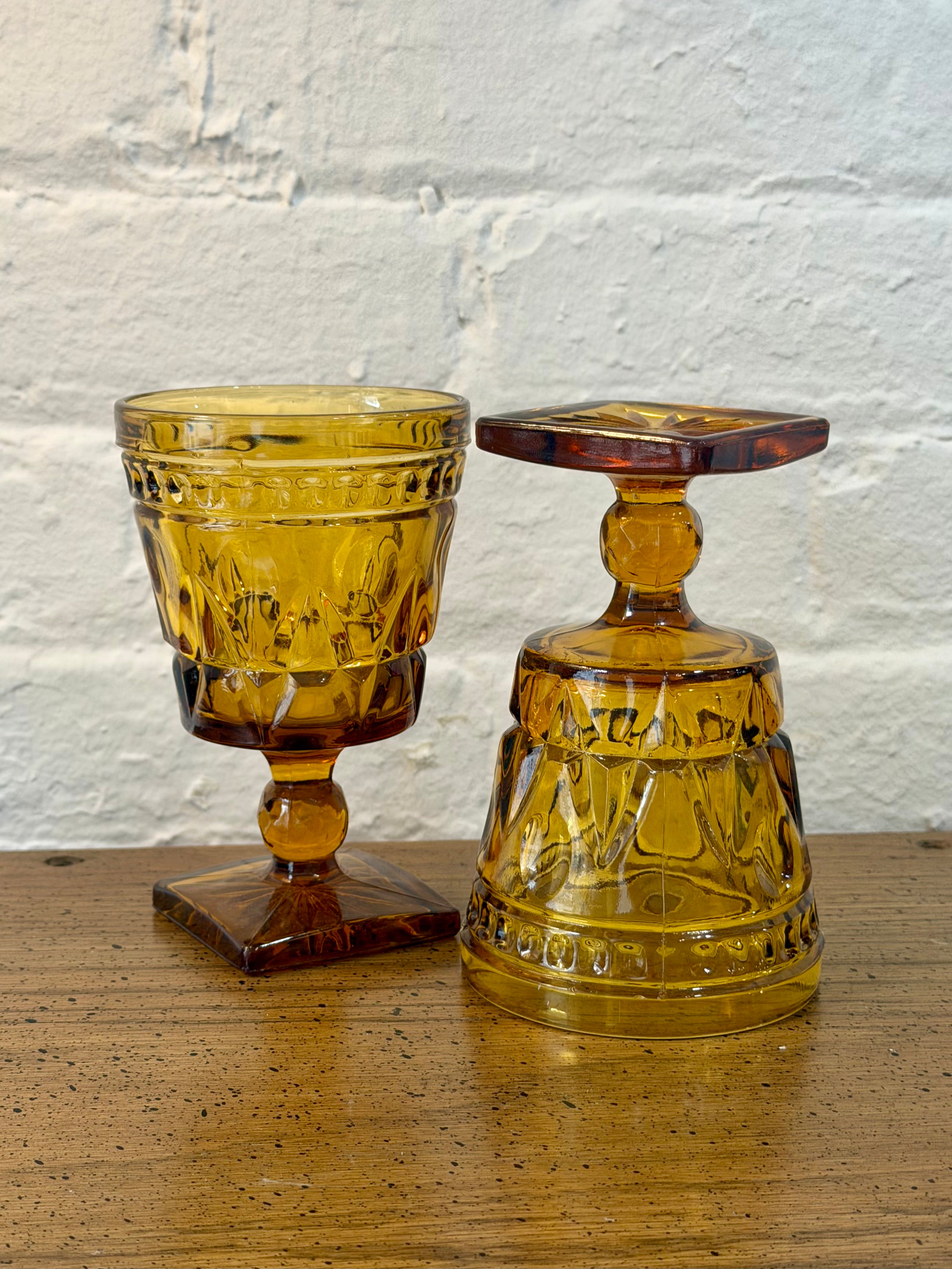 Colony Park Lane Etched Amber Water Goblet