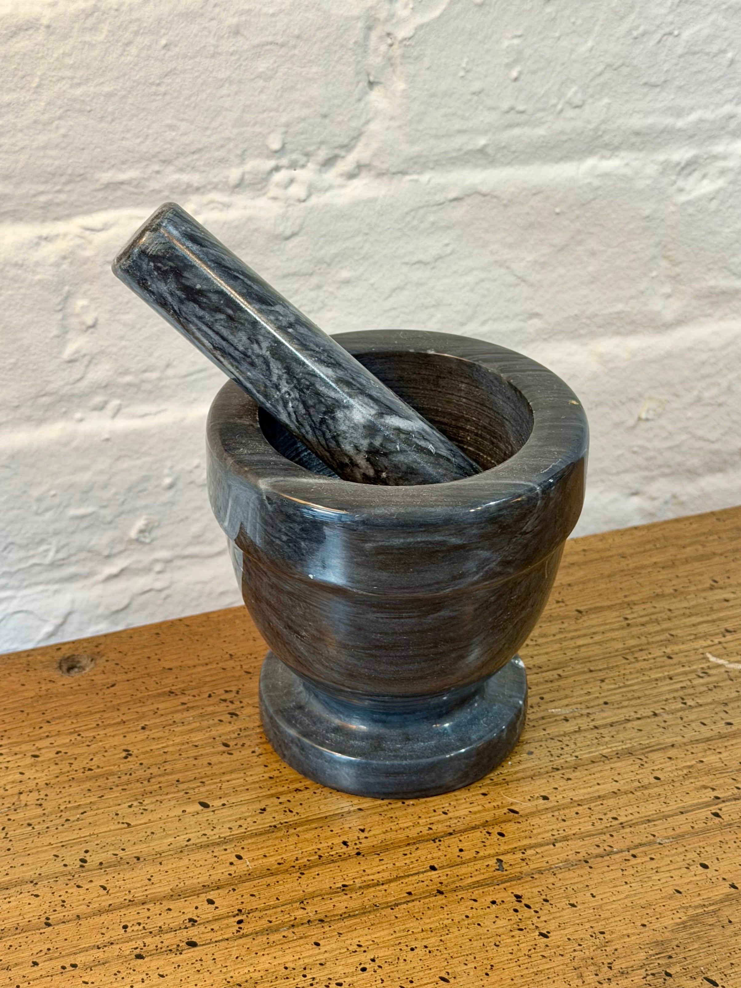Handmade Italian Marble Mortar Pestle Set