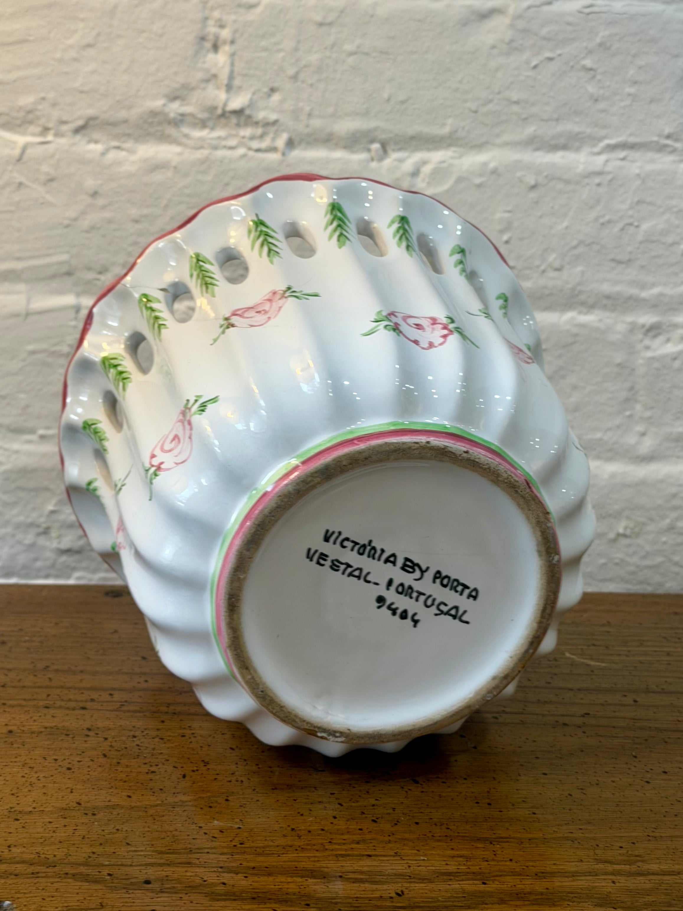 Hand Painted Scalloped Rim Planter