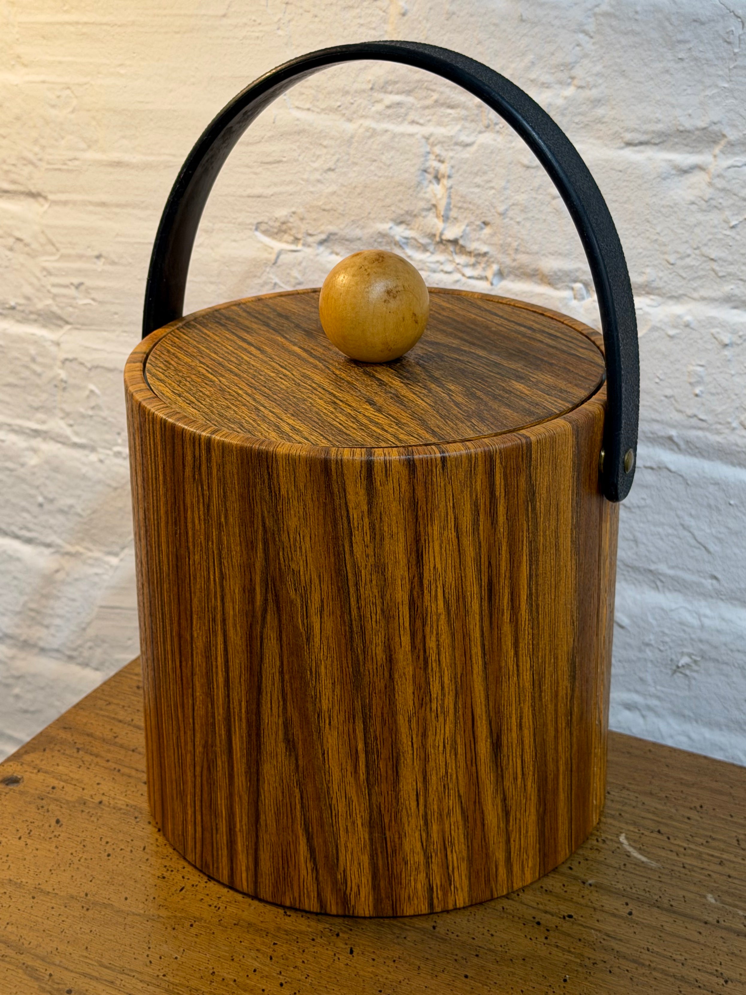 Faux Wood Grain Vinyl Ice Bucket