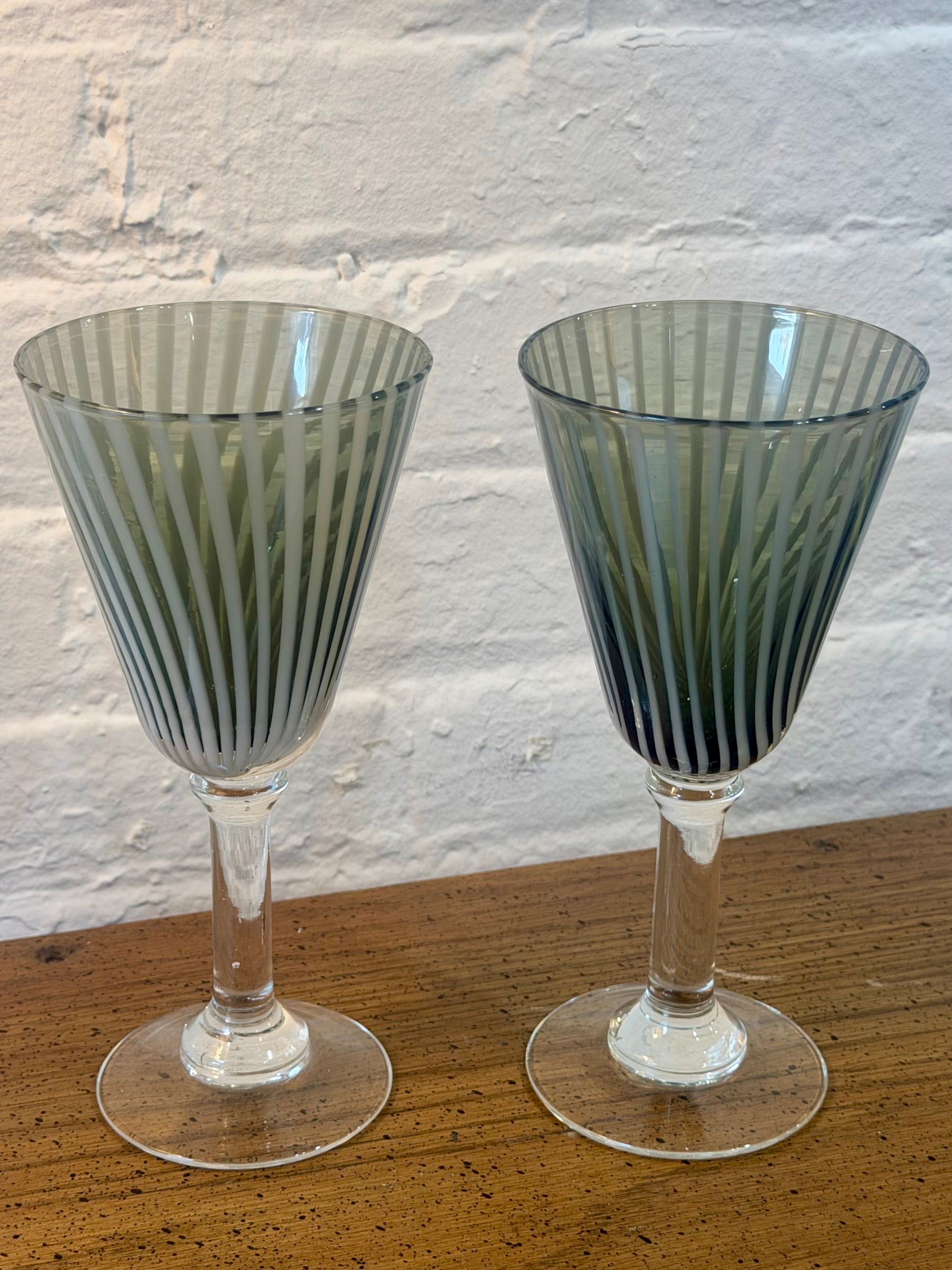 Hand Blown Swirl Detail Goblet Glasses
