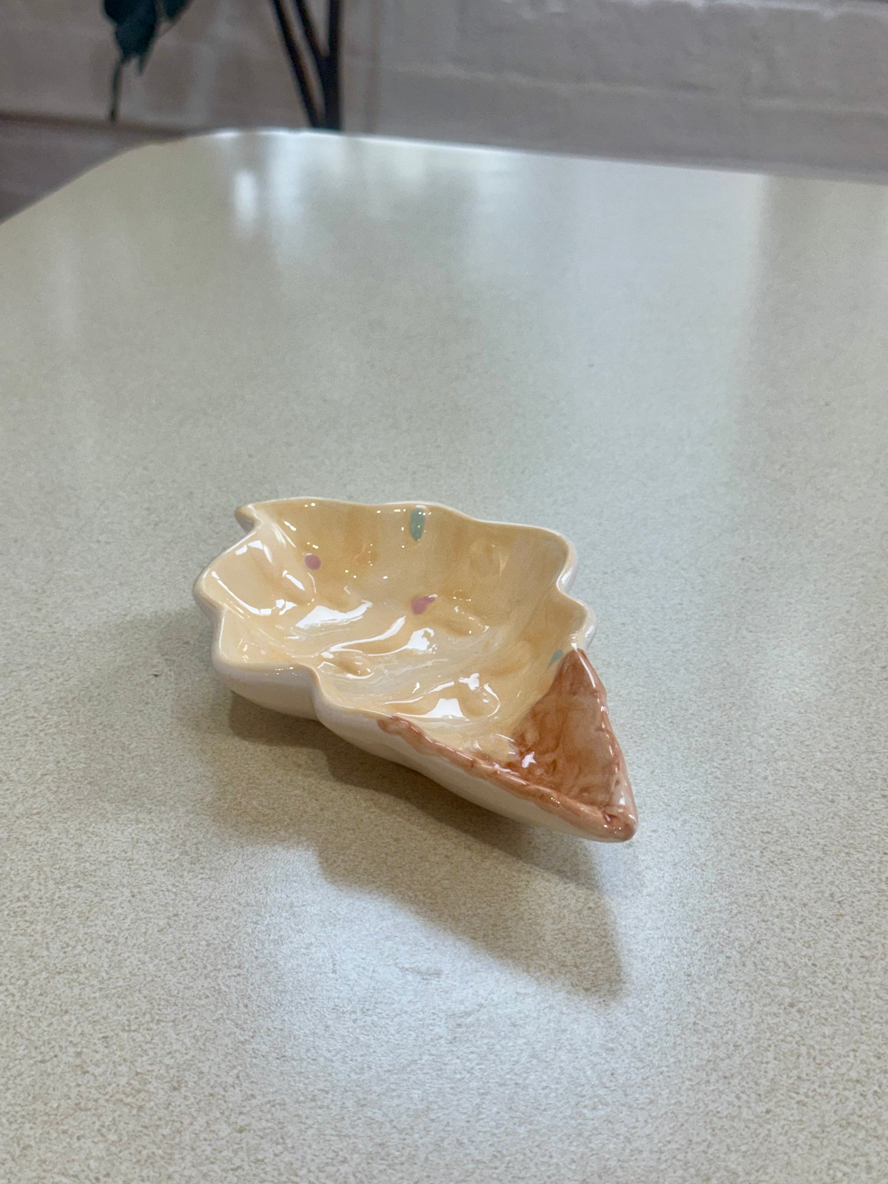 Ceramic Ice Cream Cone Plate