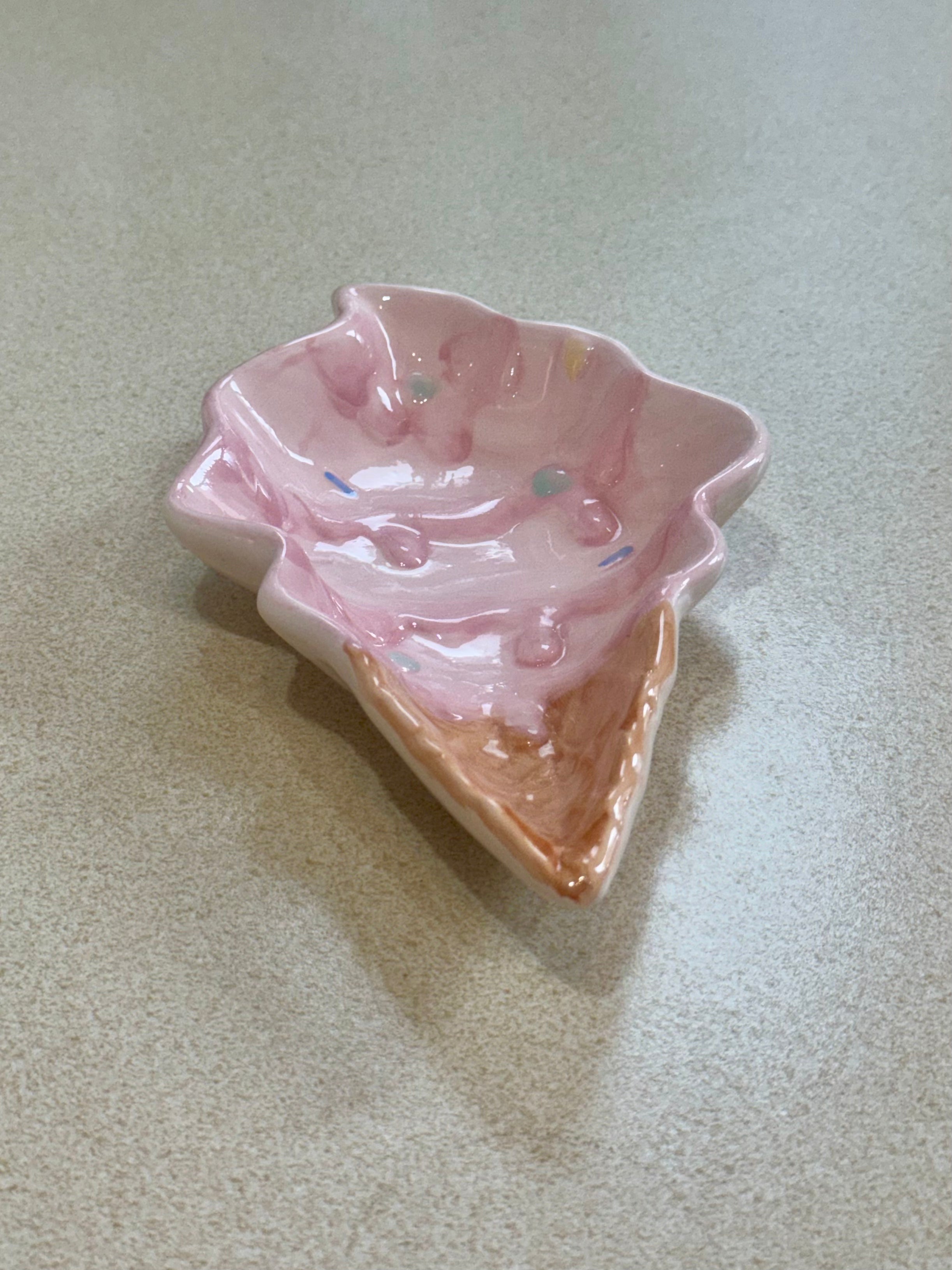 Ceramic Ice Cream Cone Plate