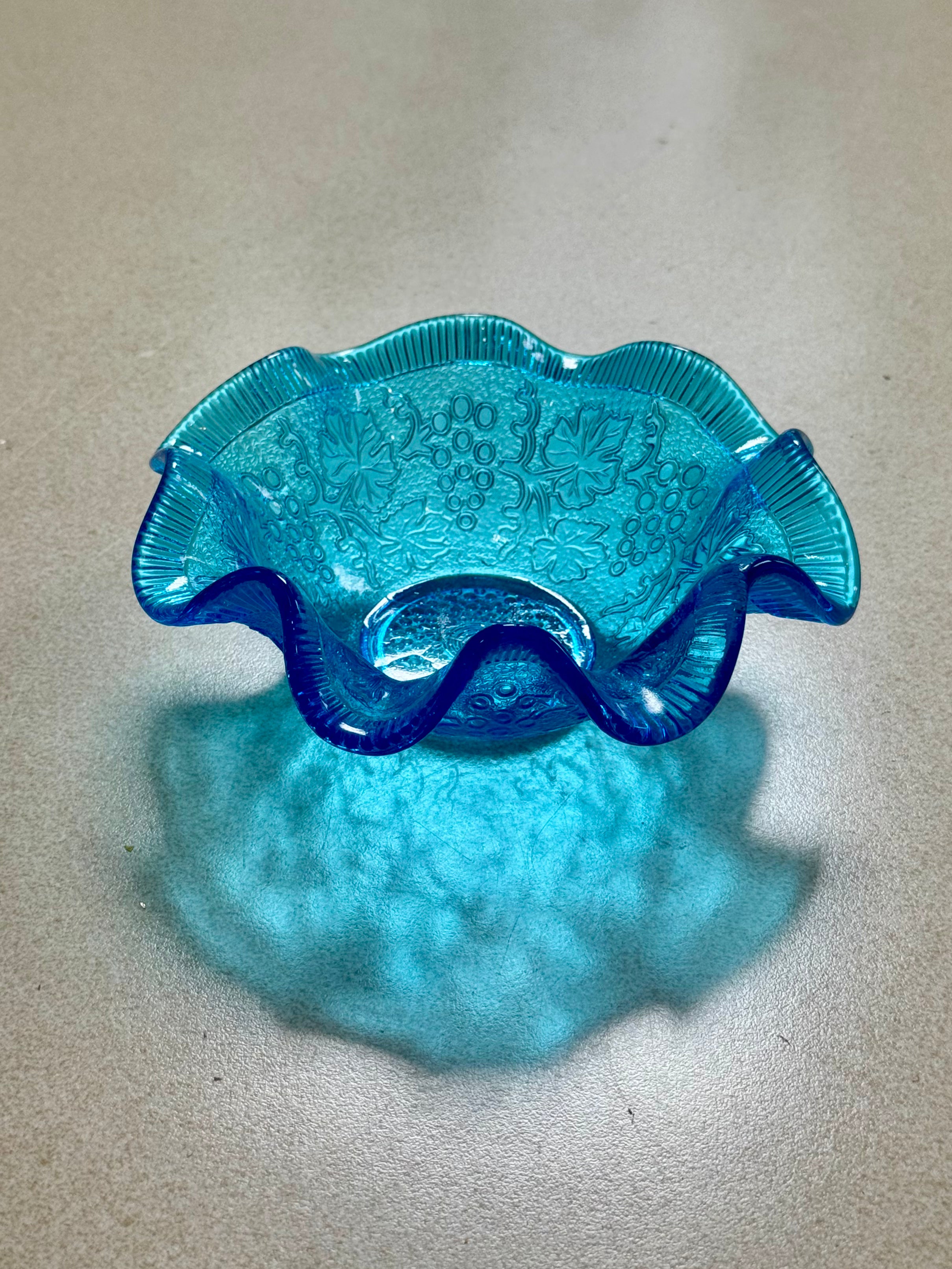 Depression Glass Ruffled Dessert Plates/Bowls
